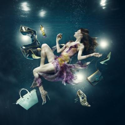 Birgit Moertl Makeup Styling Underwater Steffl Photo Karim Shafik