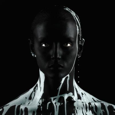 Birgit Moertl Bodyart Sfx Noir3 Photo Martin Steinthaler