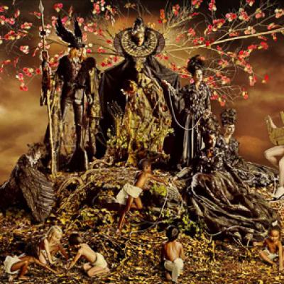 Birgit Moertl Bodyart Airbrush Headpieces Horn Earth Life Ball 2010 Photo Morianz