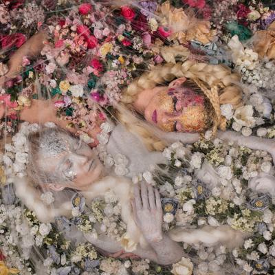 Birgit Moertl Bodyart Installation Set Makeup Hair Snowwhiterosered Photo Aigner