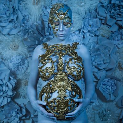 Birgit Moertl Bodyart Sfx Costume Setdesign Flowerpaperart Photo Birgit Moertl