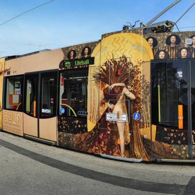 Birgit Moertl Bodyart Sfx Advertisment Bim Life Ball 2015 Gold Photo Life Ball